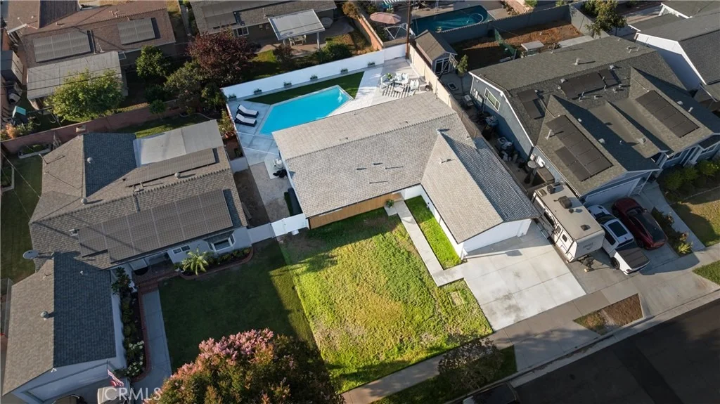 Photo of 8591 Greenleaf Avenue