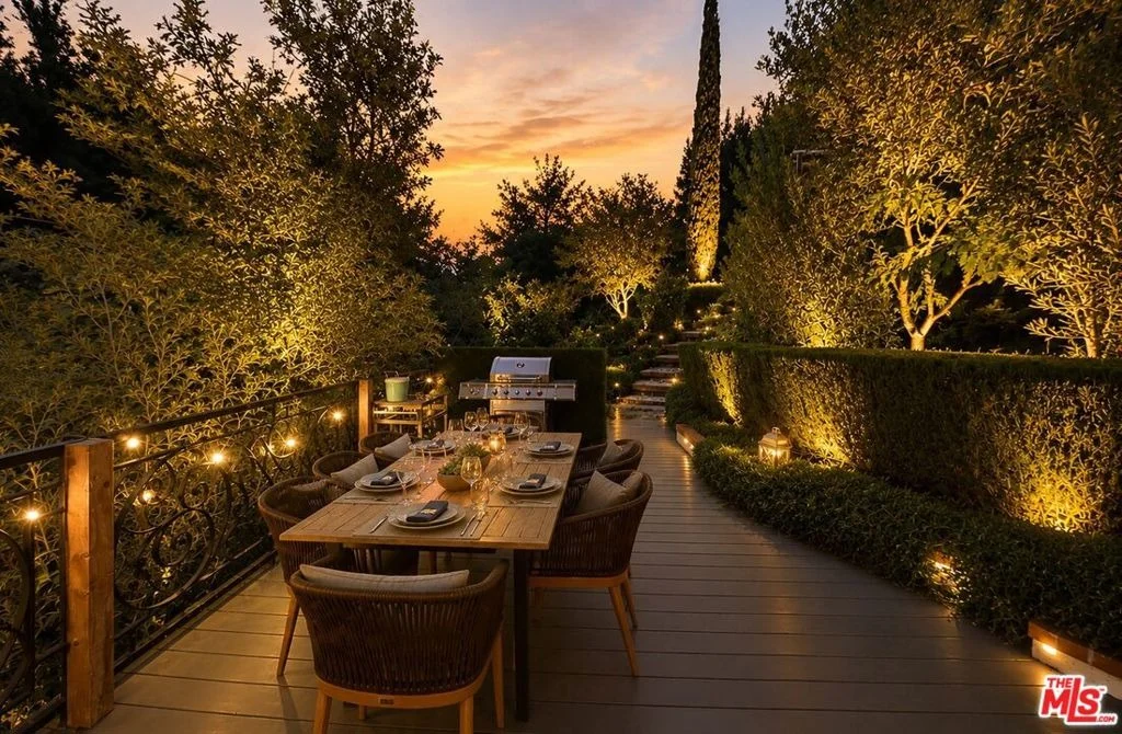 Photo of 2300 Benedict Canyon Drive