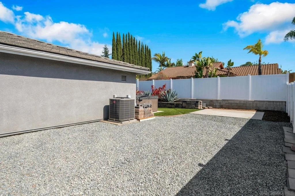 Photo of 9239 Francis