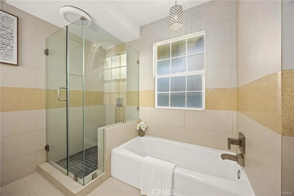 Photo of 131 Woodruff Place