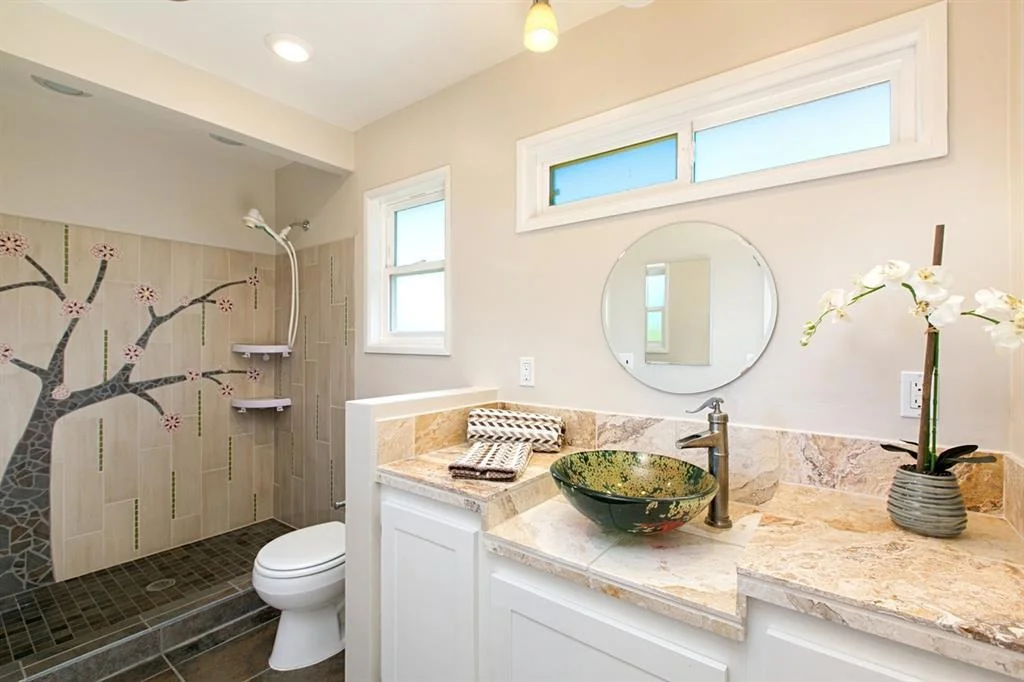 Photo of 1285 CREST DRIVE
