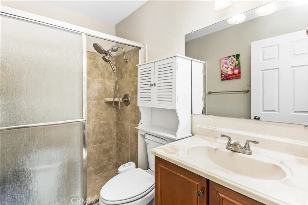 Photo of 1001 Oak Glen