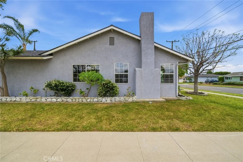 Photo of 741 N Handy Street