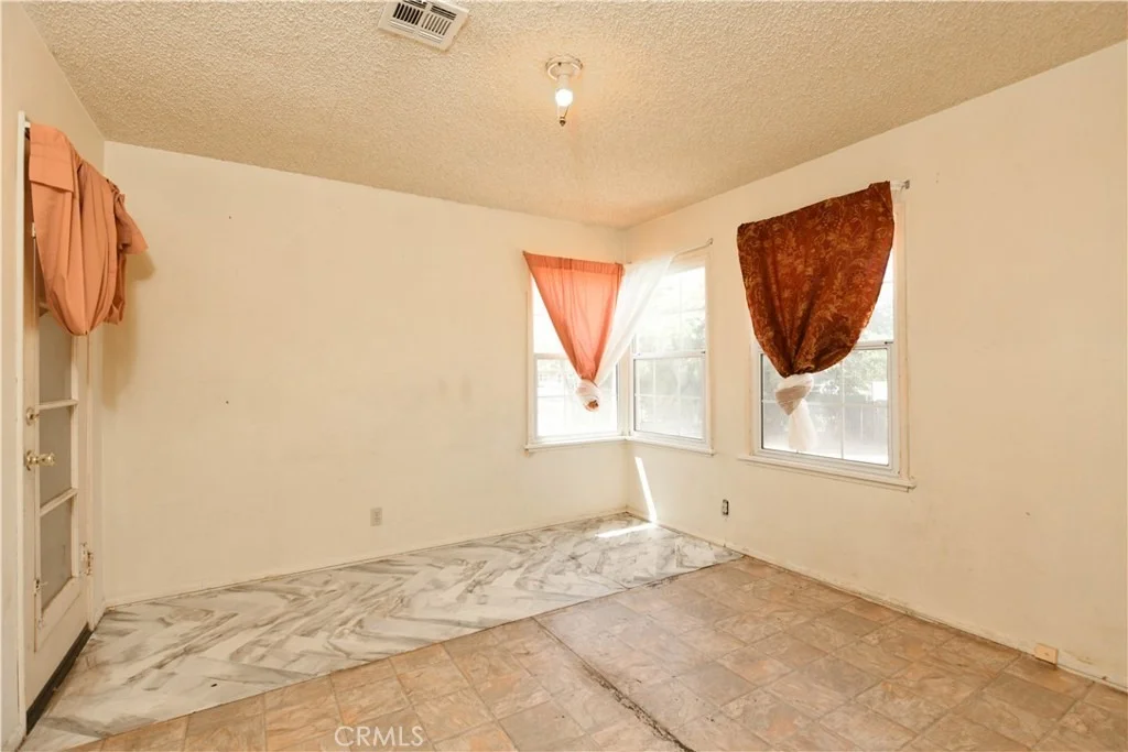 Photo of 3485 Harding