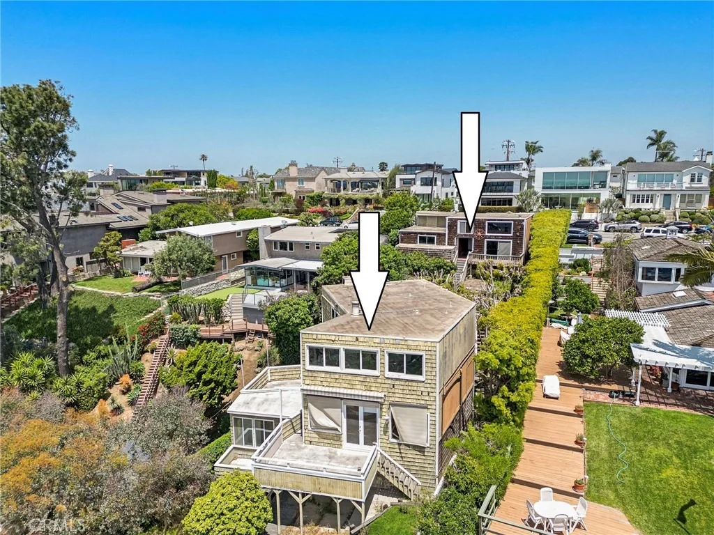 Photo of 2209 Cliff Drive