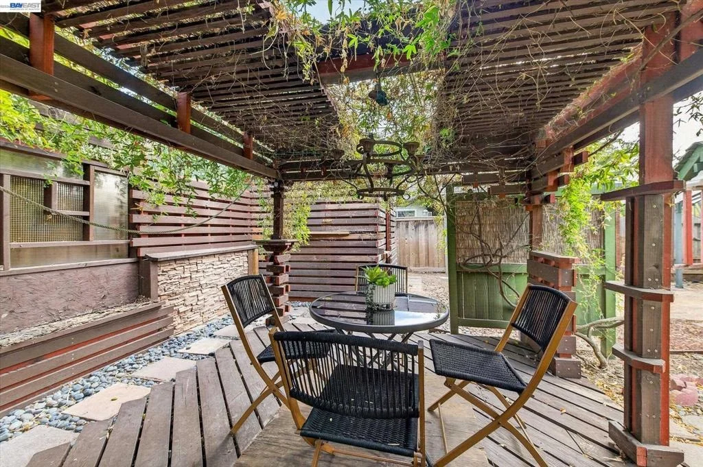 Photo of 1713 Elm St
