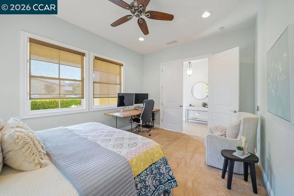 Photo of 24 Promontory Place