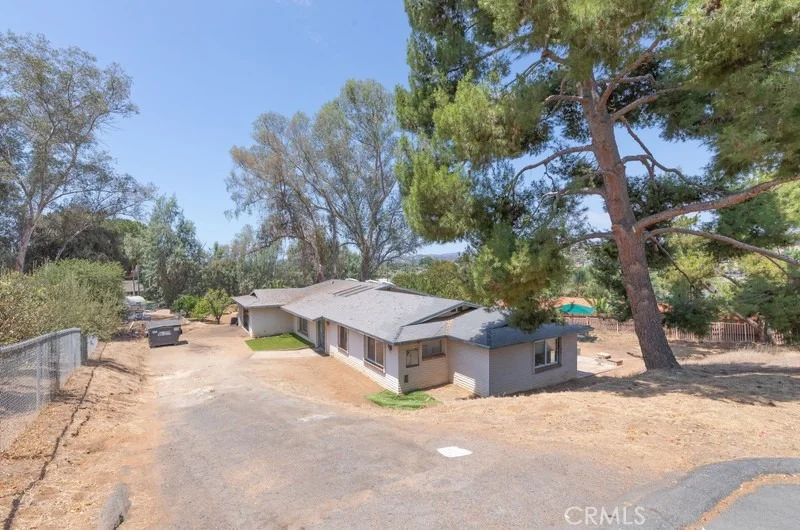 Photo of 925 Reed Terrace