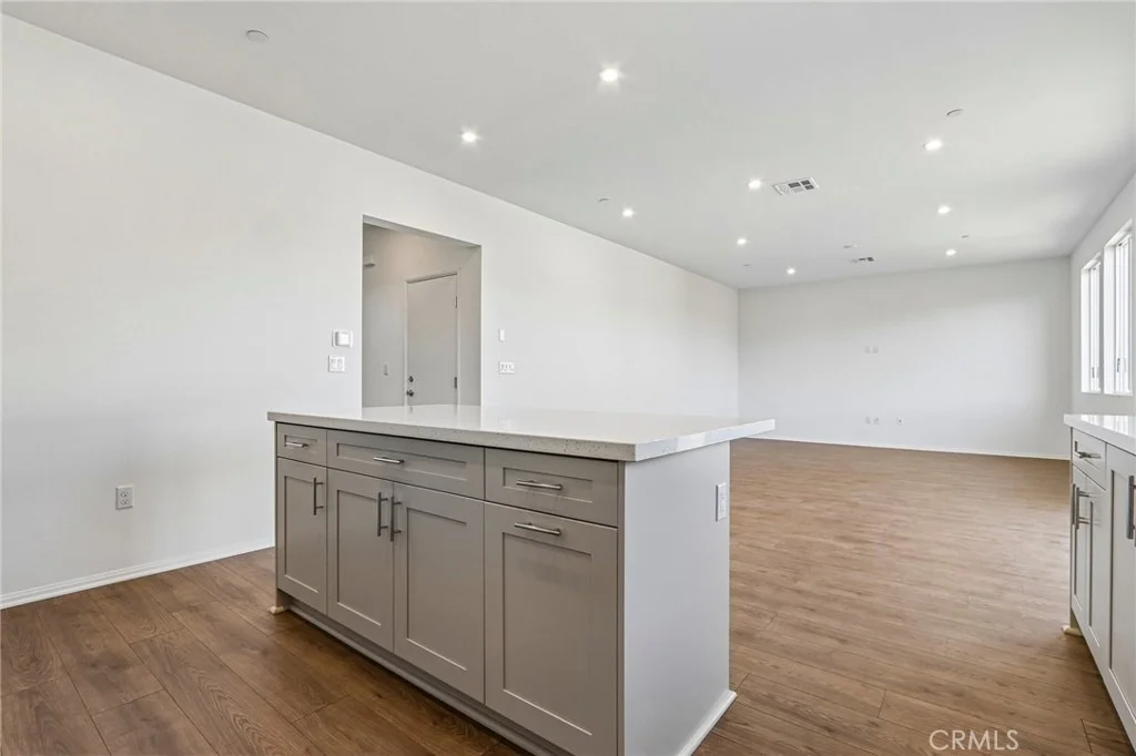 Photo of 27207 Stardust Avenue