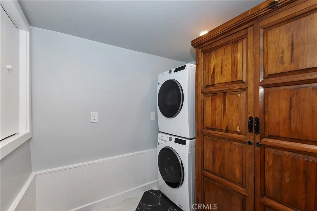 Photo of 580 Lucerne Drive