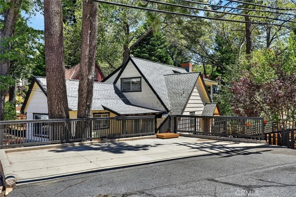 Photo of 335 Oak