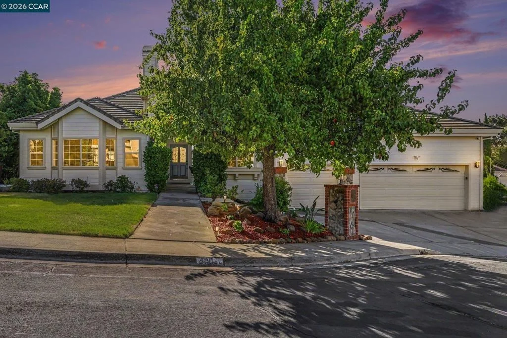 Photo of 4004 Browning Dr