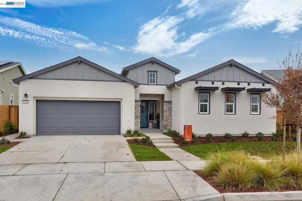 Photo of 1276 Parkcrest Circle