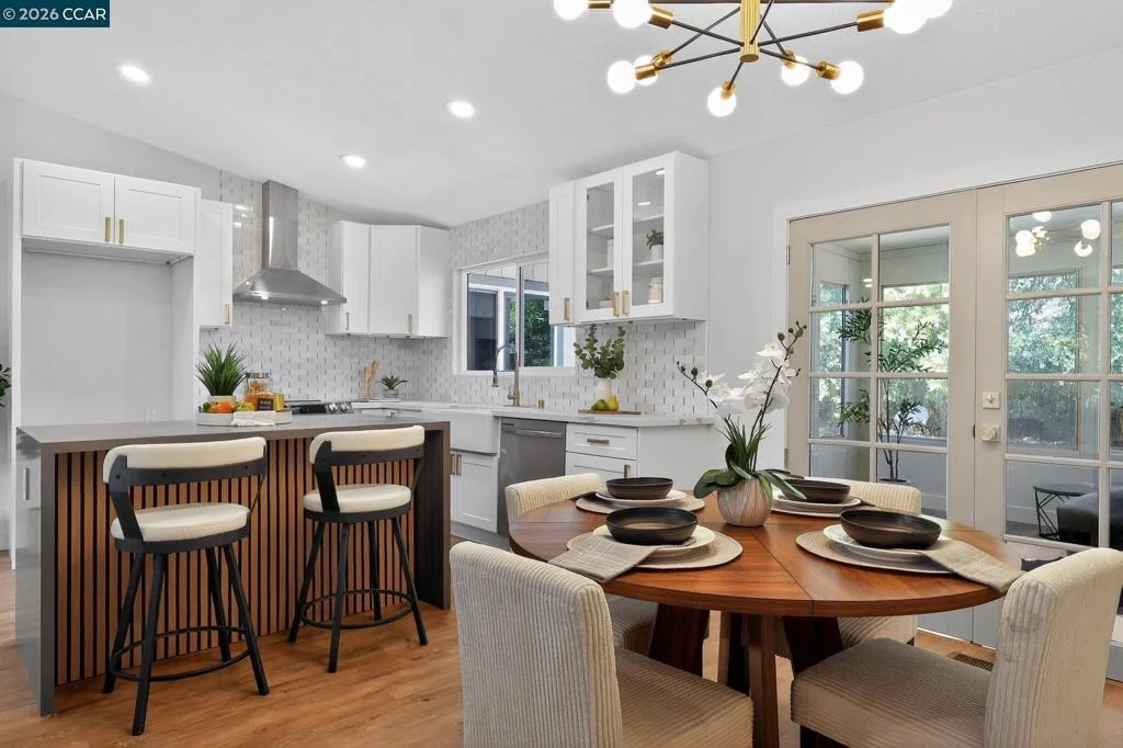Photo of 19036 Junipero Serra Drive