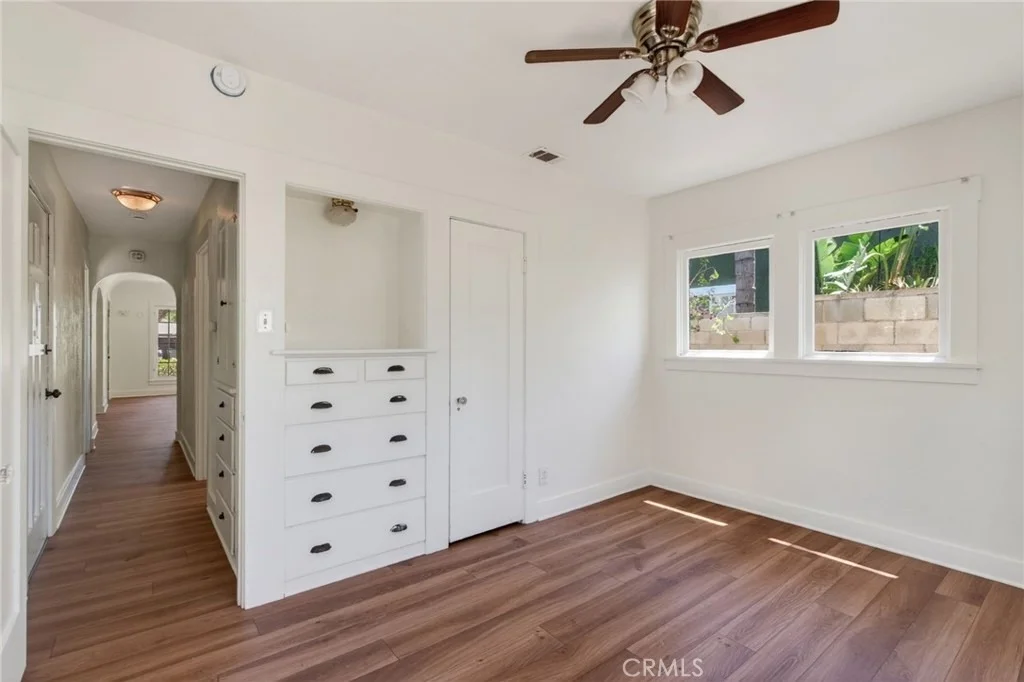 Photo of 3956 Beechwood