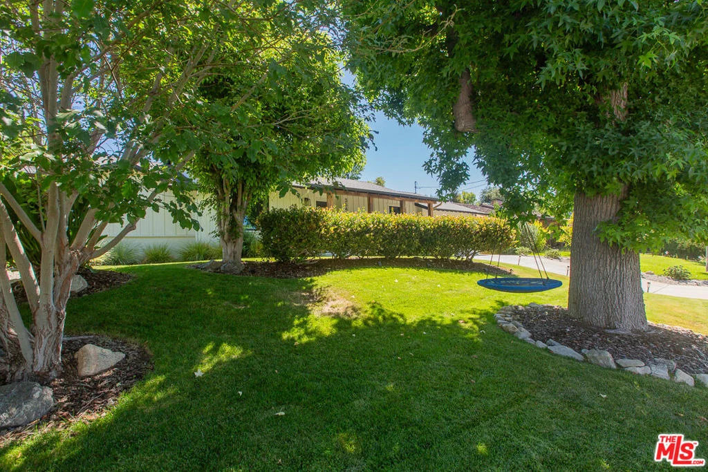 Photo of 3547 Burritt Way