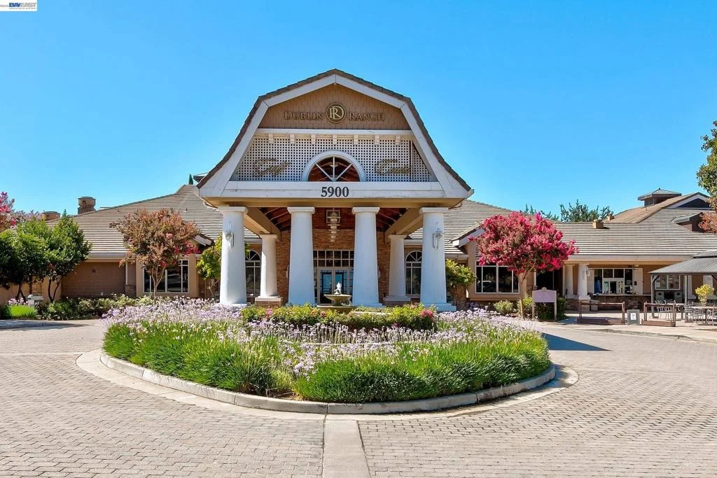 Photo of 4951 GRAYHAWK CT