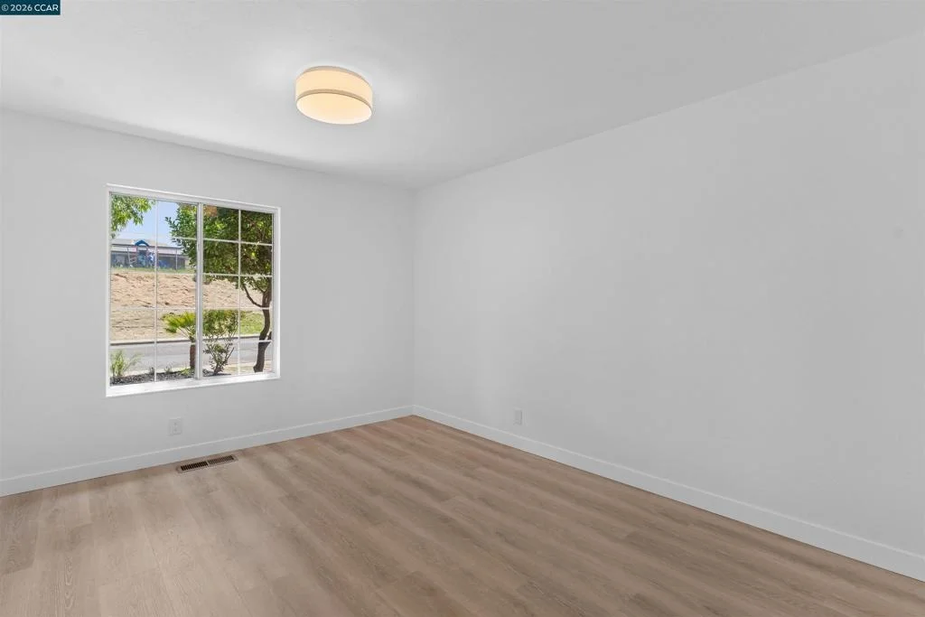 Photo of 1229 Jensen Dr