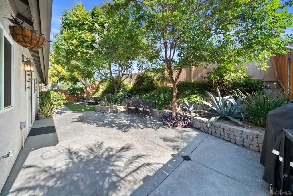 Photo of 9693 Follett Drive