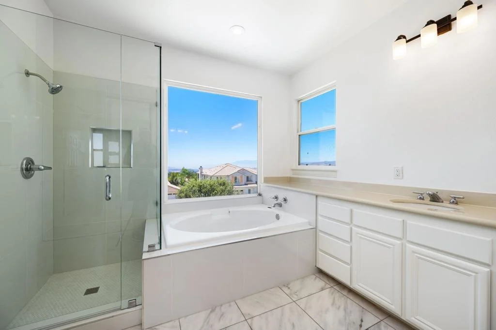 Photo of 13435 Canyon Crest Road