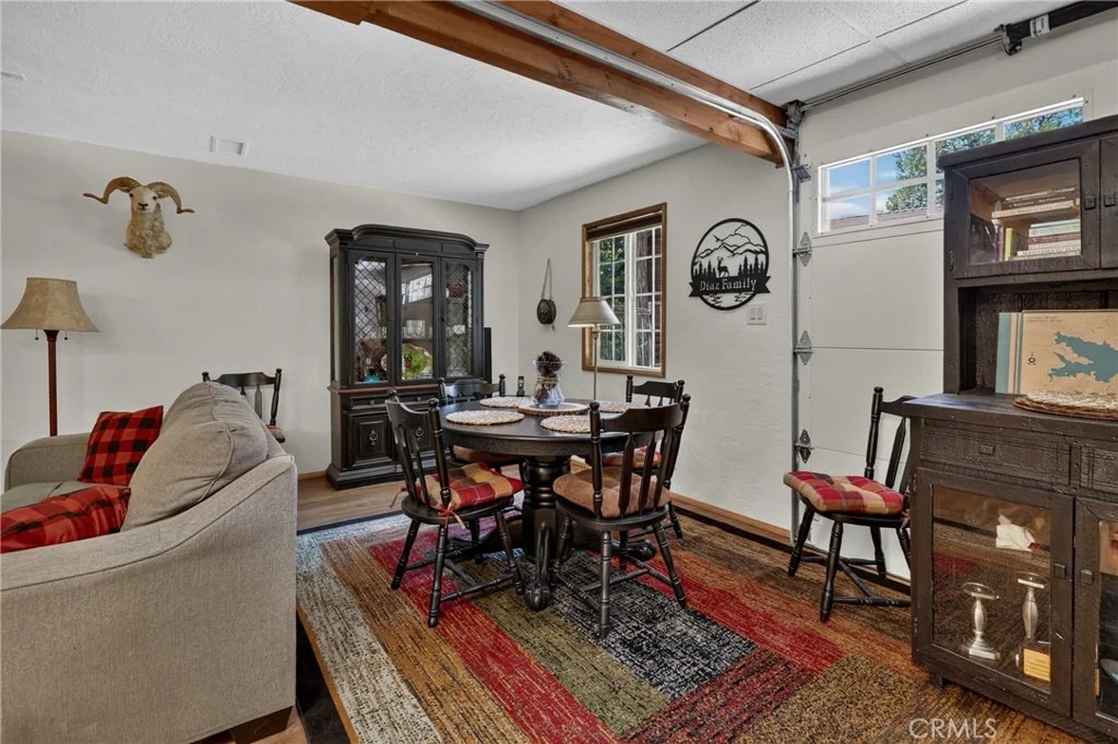 Photo of 615 Grass Valley Rd