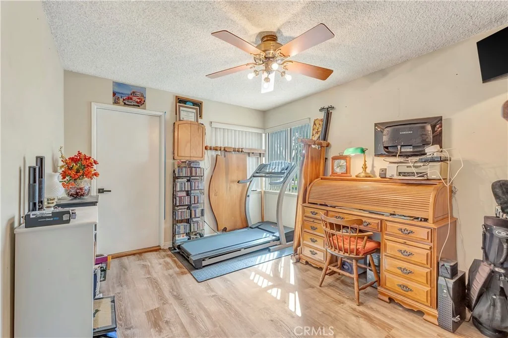 Photo of 15914 Lawnhill