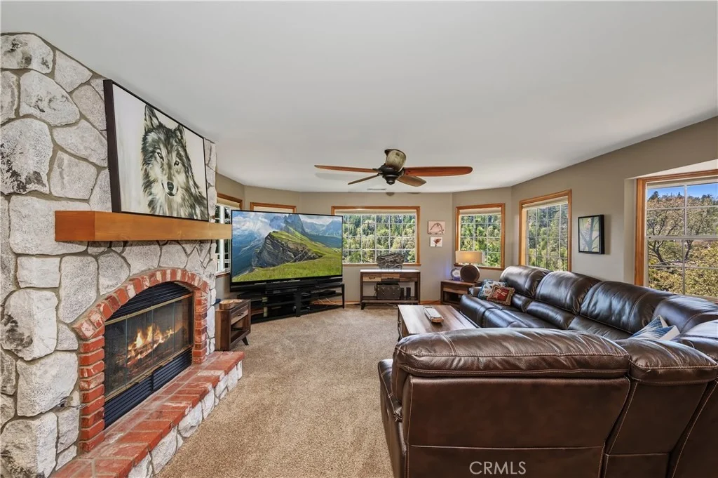 Photo of 27392 Peninsula Drive