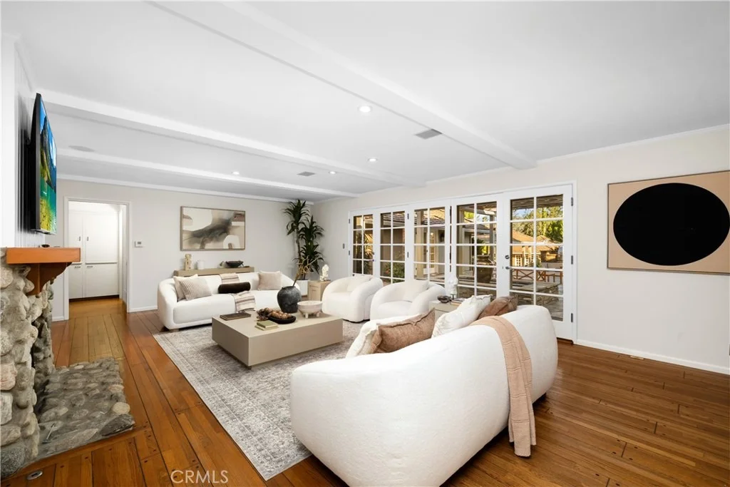 Photo of 340 Arbolada Drive