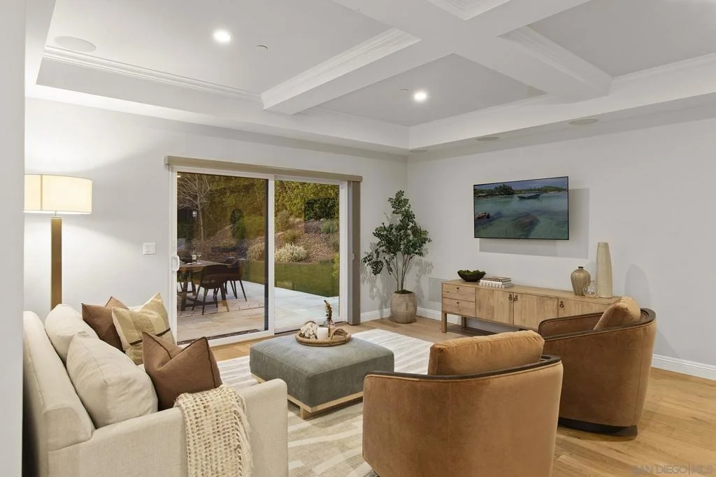 Photo of 6989 Paseo Laredo