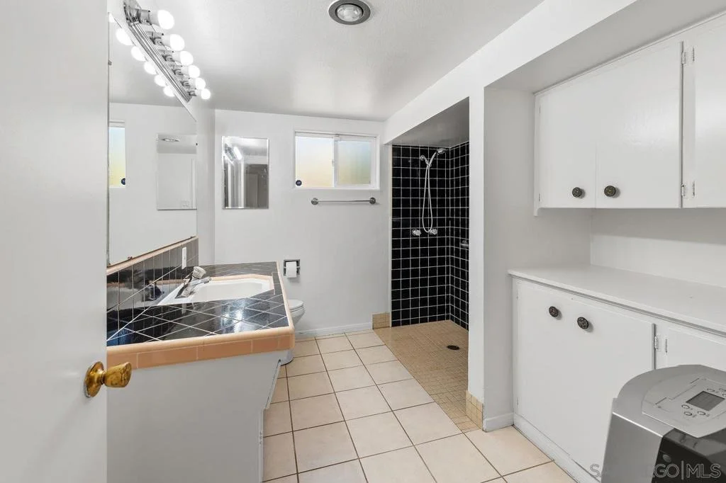 Photo of 4525 Avocado Blvd