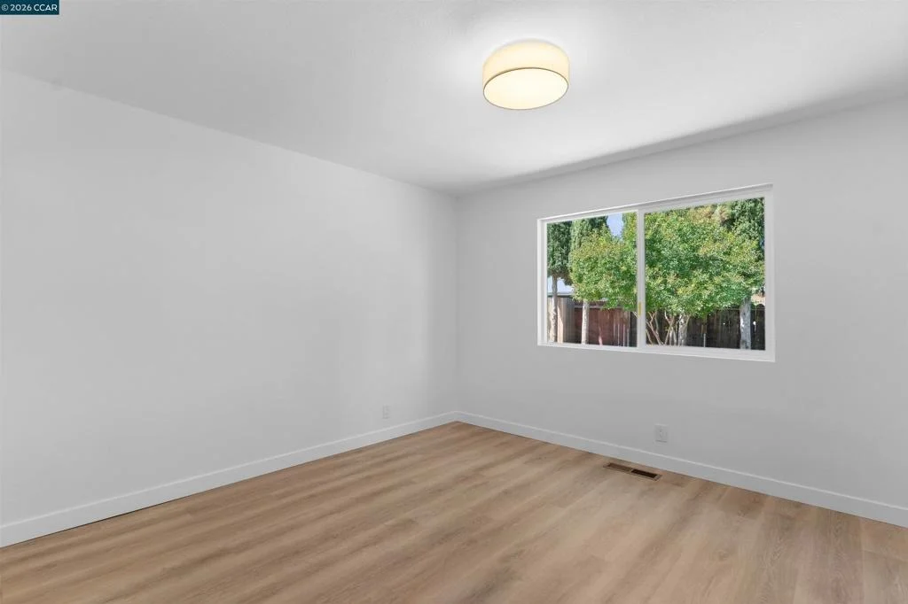 Photo of 1229 Jensen Dr