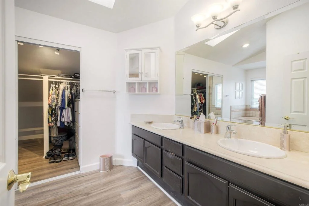 Photo of 532 JOBE HILL DRIVE