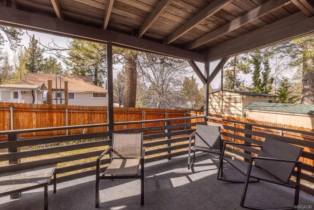 Photo of 40348 Cliff Lane