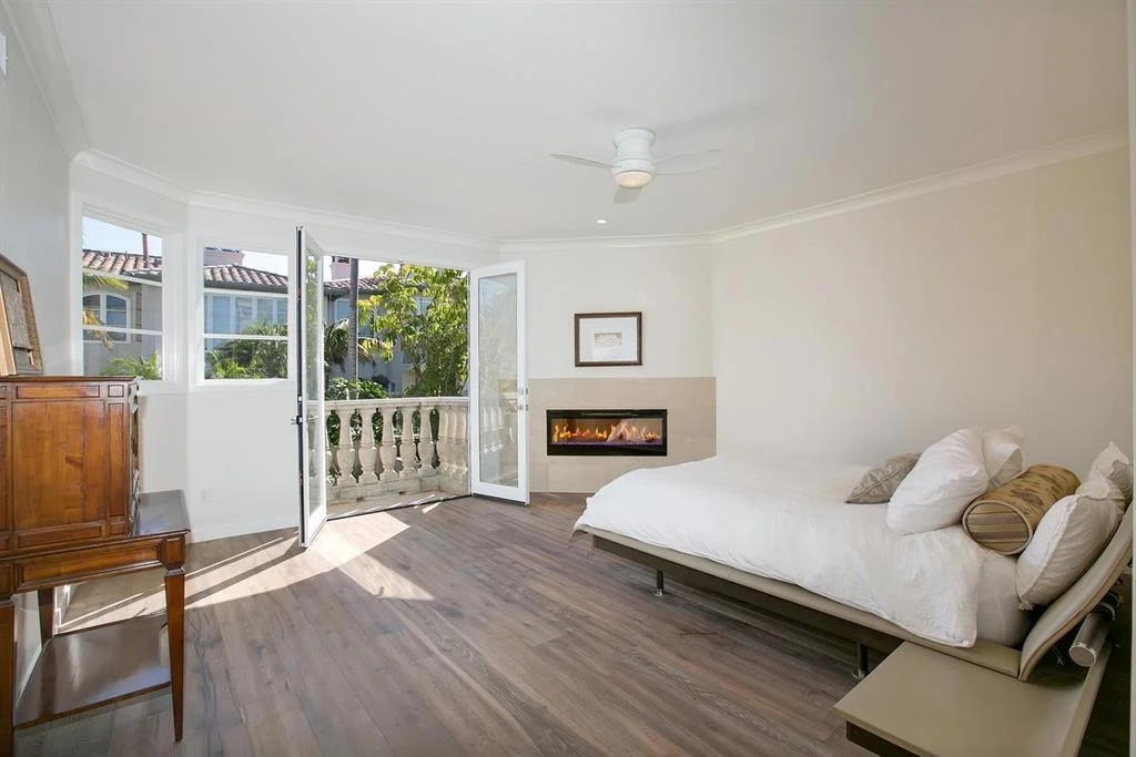 Photo of 9687 Claiborne Sq