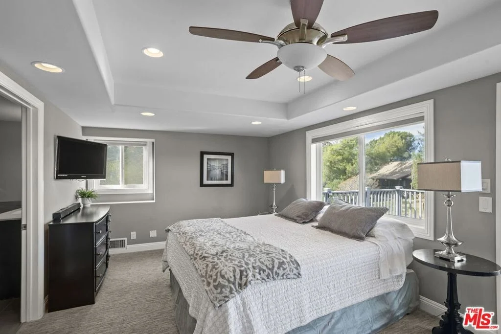 Photo of 36880 E Benton Road