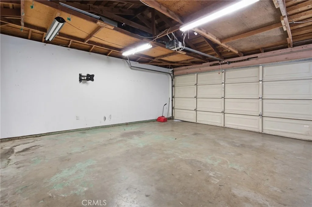 Photo of 222 Green Oaks