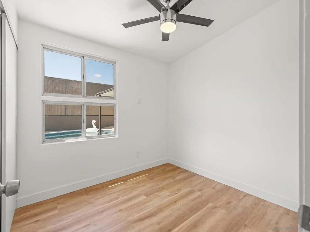 Photo of 9342 Fermi Ave
