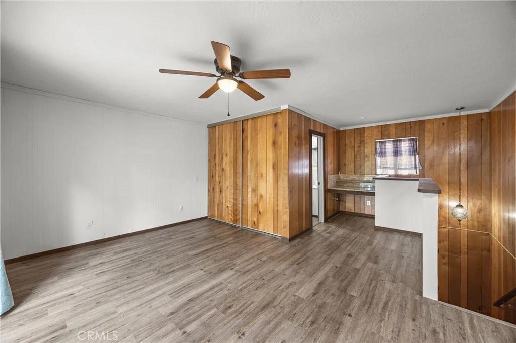 Photo of 23376 Crestline Road