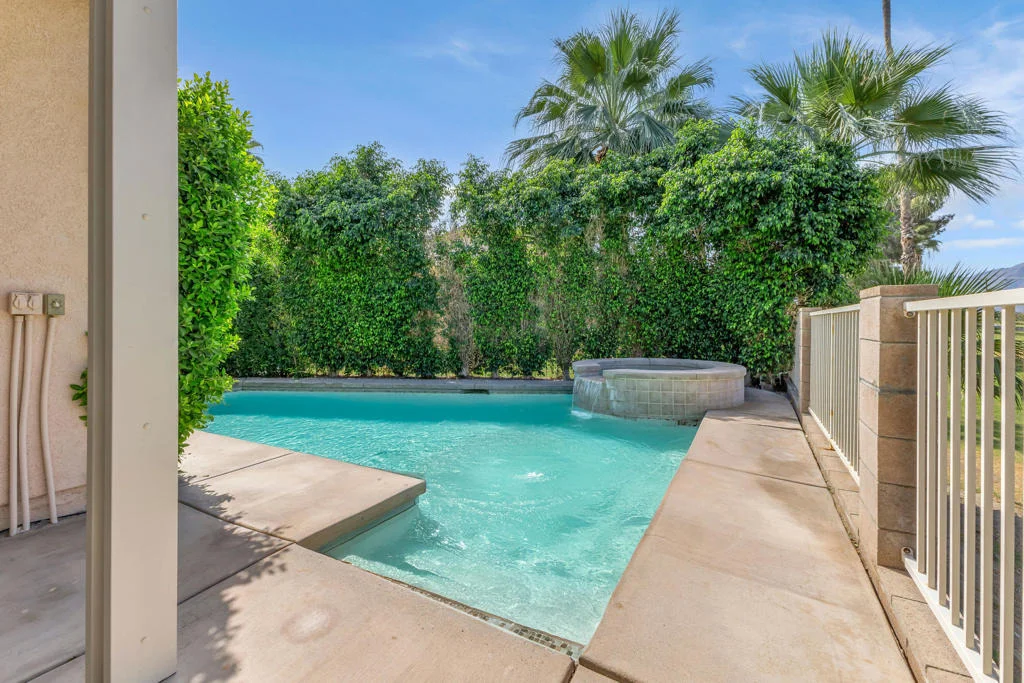 Photo of 48305 Pic Way