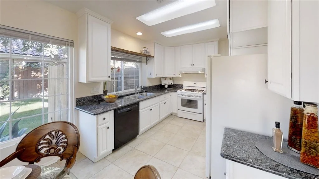 Photo of 5333 Blackberry Way