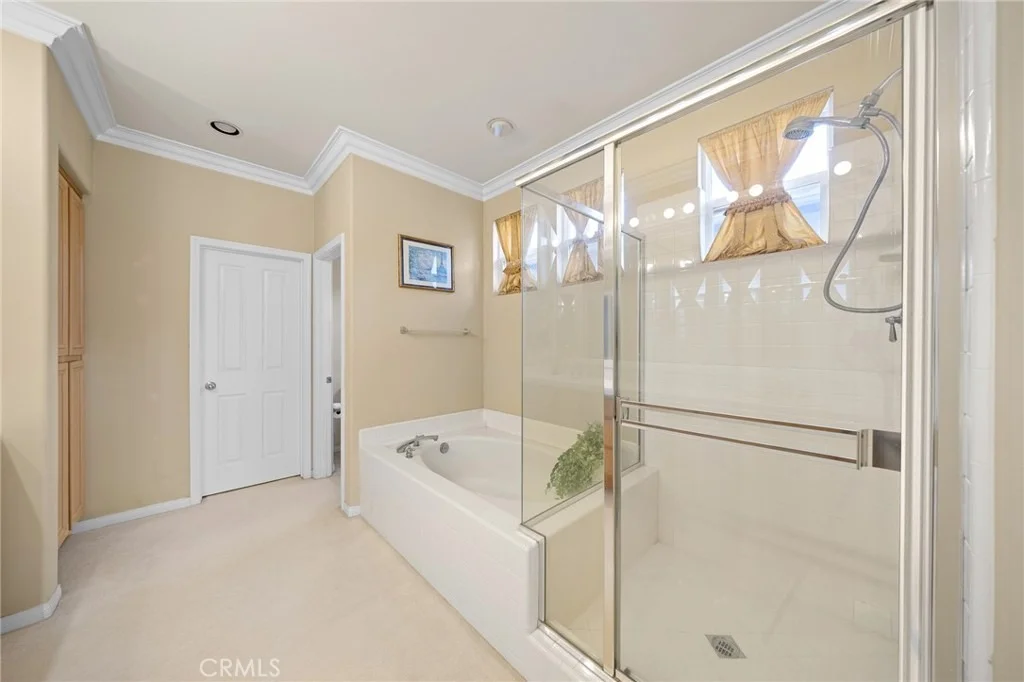 Photo of 32 Laurelwood