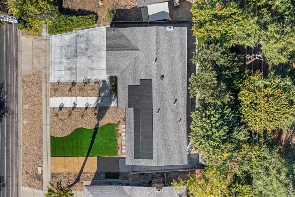 Photo of 105 Ridgerock Drive