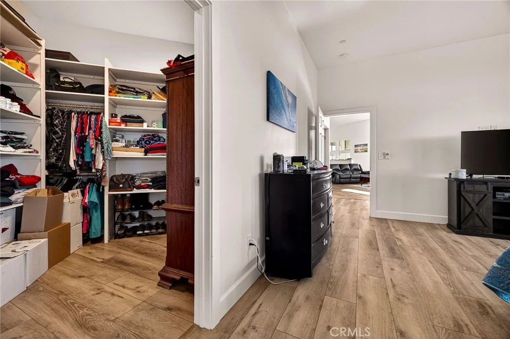 Photo of 4620 Sandpiper