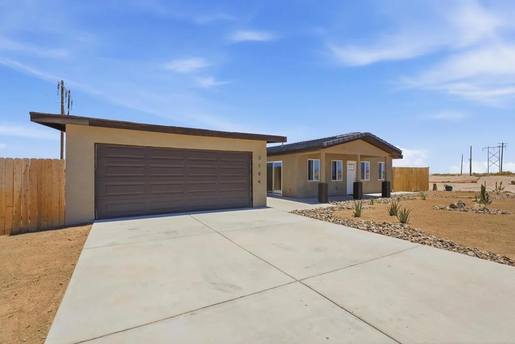 Photo of 2184 Riviera Court