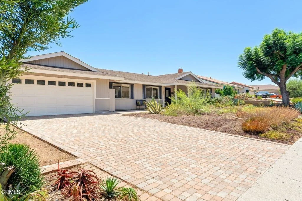 Photo of 438 E View Drive