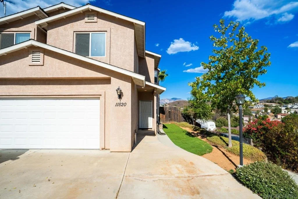 Photo of 11820 Gardena