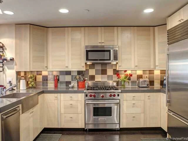 Photo of 844 3rd Street