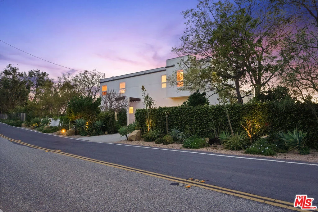 Photo of 2727 Corral Canyon Road