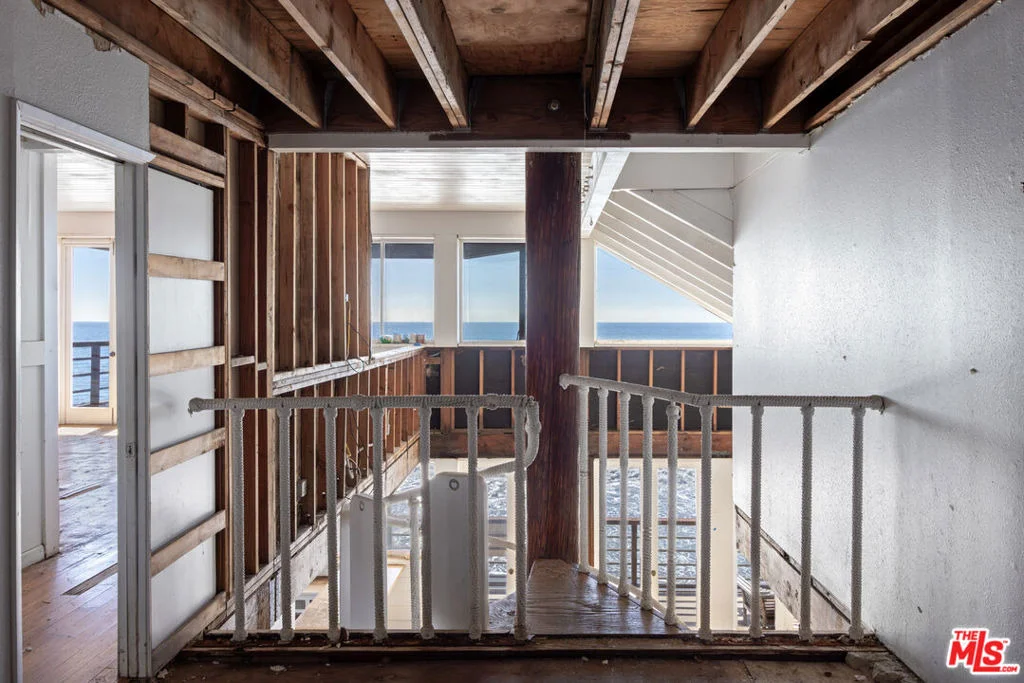 Photo of 25266 Malibu Road