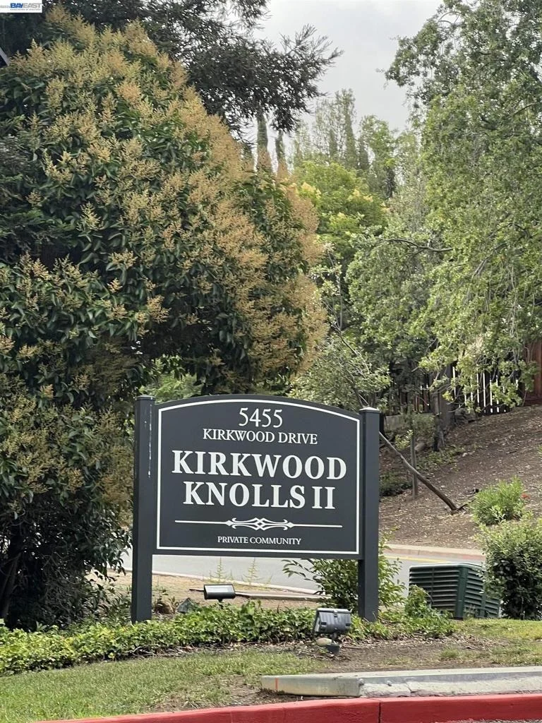 Photo of Unit C8 at 5455 Kirkwood Dr